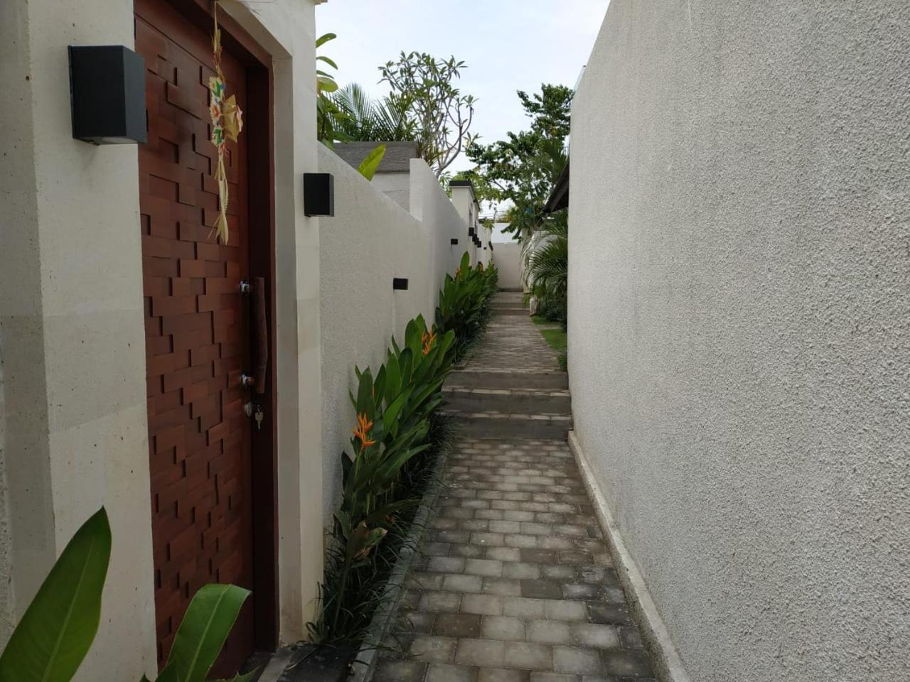 La Isla Villas Bali Canggu  Exterior photo